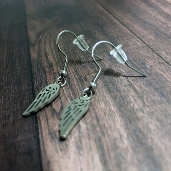 Ohrhänger-Paar mit Edelstahlanhänger "Flügel" - silber